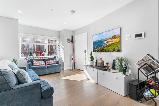 108 Maywood St 2, Boston, MA 02119