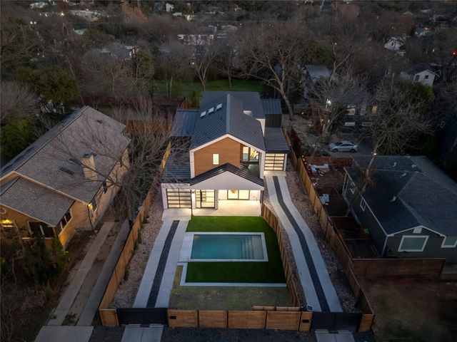 2107 Brackenridge ST B, Austin, TX 78704