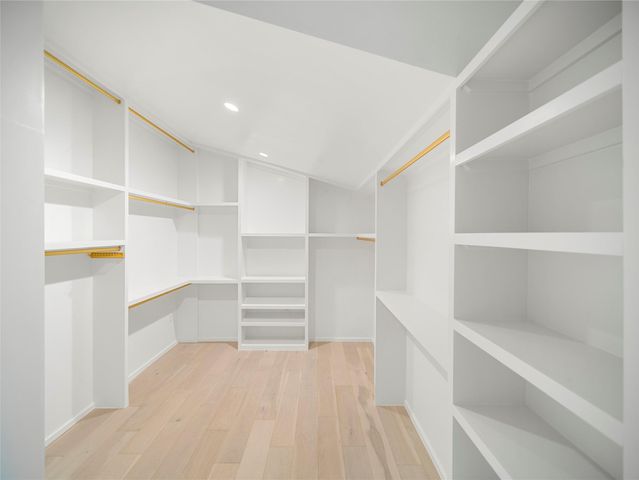 2107 Brackenridge ST B, Austin, TX 78704