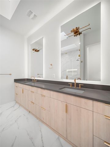 2107 Brackenridge ST B, Austin, TX 78704