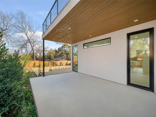 2107 Brackenridge ST B, Austin, TX 78704