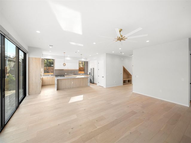 2107 Brackenridge ST B, Austin, TX 78704