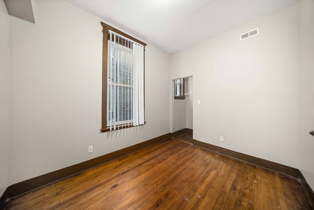 2435 S Drake Avenue, Chicago, IL 60623