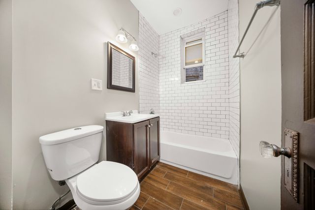 2435 S Drake Avenue, Chicago, IL 60623
