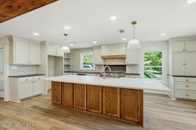 6430 Manship Road, Brandon, MS 39047