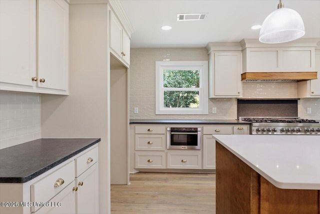 6430 Manship Road, Brandon, MS 39047