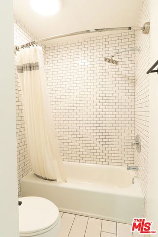 740 N Kings Road 122, West Hollywood, CA 90069
