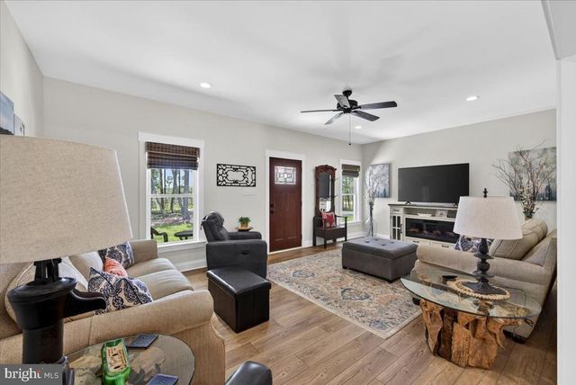 845 ALMA GAYNELLE DR, Mineral, VA 23117