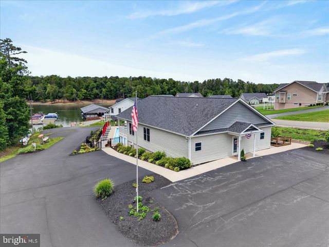845 ALMA GAYNELLE DR, Mineral, VA 23117