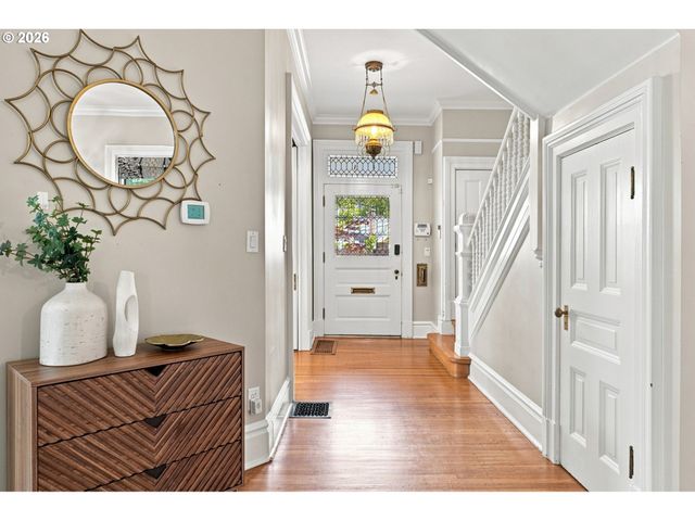 1625 Nw 29TH Ave, Portland, OR 97210