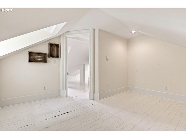 1625 Nw 29TH Ave, Portland, OR 97210