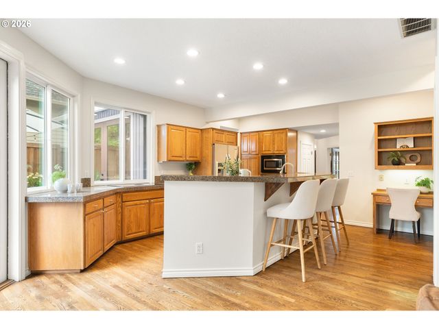 19855 Sw 49TH Ave, Tualatin, OR 97062
