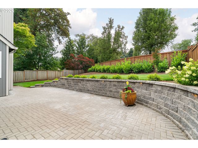 19855 Sw 49TH Ave, Tualatin, OR 97062