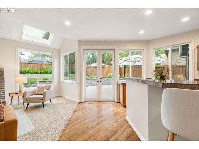 19855 Sw 49TH Ave, Tualatin, OR 97062