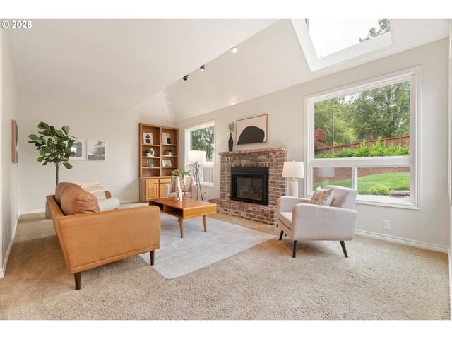 19855 Sw 49TH Ave, Tualatin, OR 97062