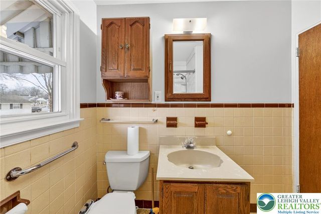 4315 Embur Terrace, Easton, PA 18045