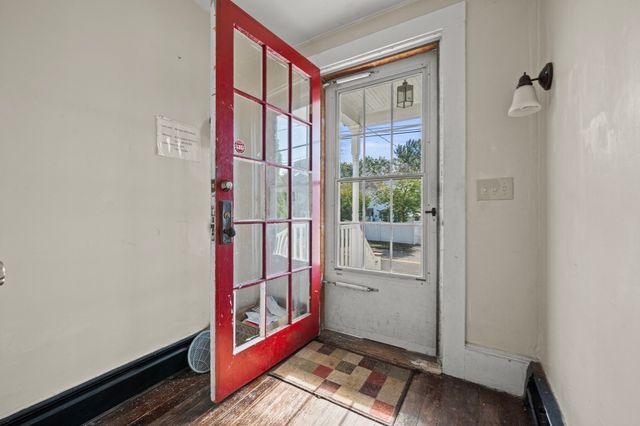49 Saunders Rd 1, Lynn, MA 01904