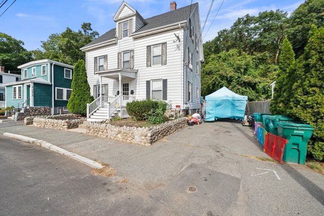 49 Saunders Rd 1, Lynn, MA 01904