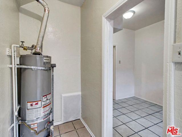 4222 Hooper Avenue, Los Angeles, CA 90011