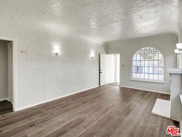 4222 Hooper Avenue, Los Angeles, CA 90011
