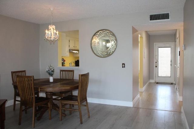 14671 Bonaire Boulevard 305, Delray Beach, FL 33446