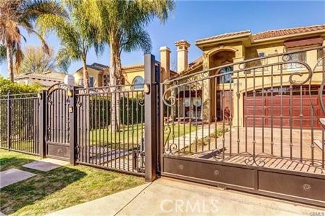 14739 Hesby, Sherman Oaks, CA 91403