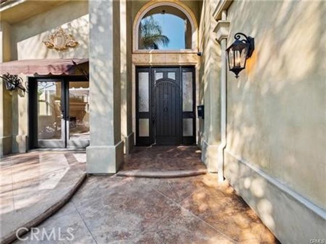 14739 Hesby, Sherman Oaks, CA 91403