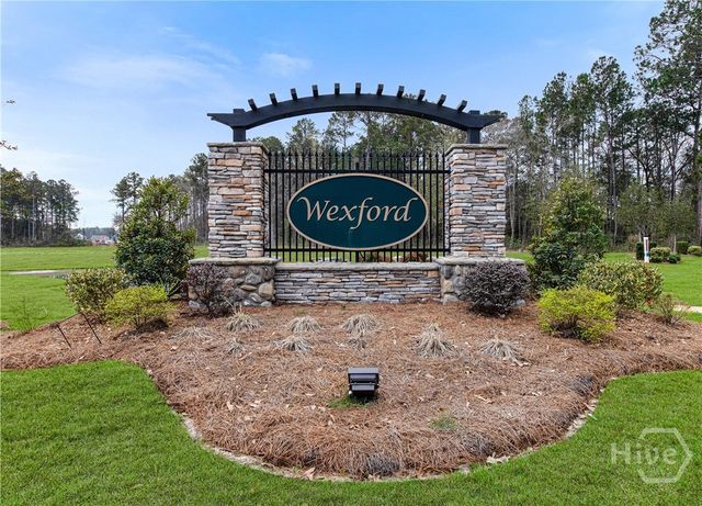 95 Glendale Circle, Richmond Hill, GA 31324