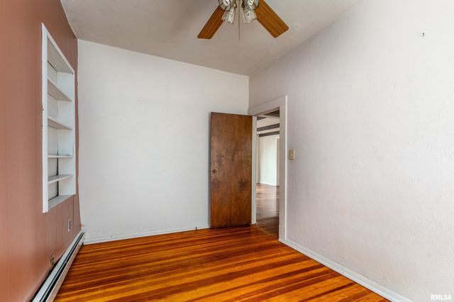 2120 LOGAN Street, Murphysboro, IL 62966