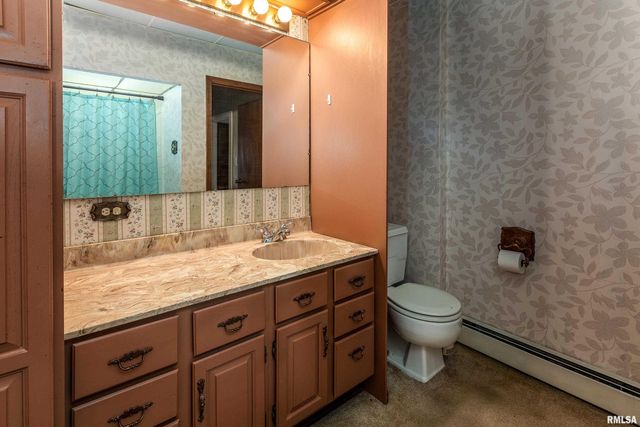 2120 LOGAN Street, Murphysboro, IL 62966