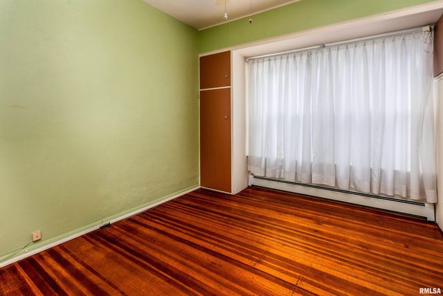 2120 LOGAN Street, Murphysboro, IL 62966