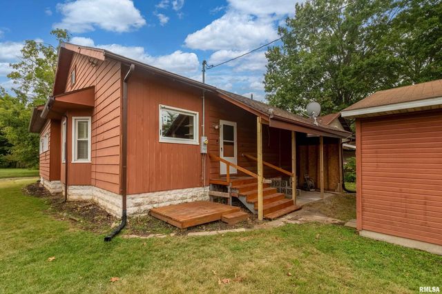 2120 LOGAN Street, Murphysboro, IL 62966