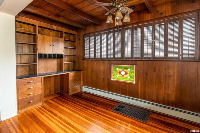 2120 LOGAN Street, Murphysboro, IL 62966