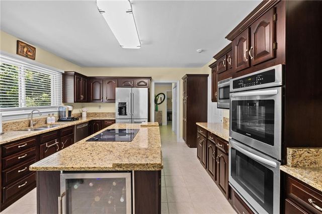 1208 Milford Forest Drive SW, Marietta, GA 30008