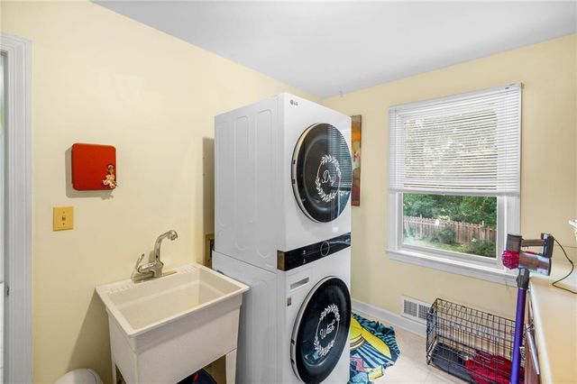1208 Milford Forest Drive SW, Marietta, GA 30008