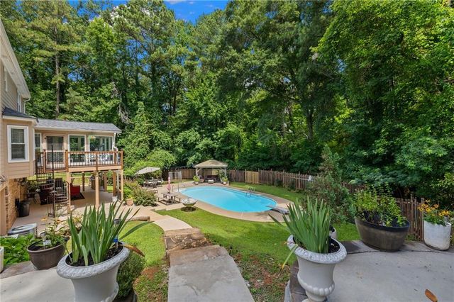 1208 Milford Forest Drive SW, Marietta, GA 30008