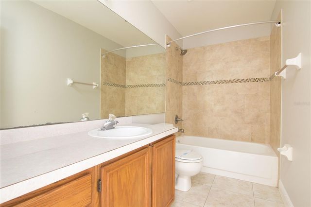 4521 BRIDGETON LANE, Orlando, FL 32817