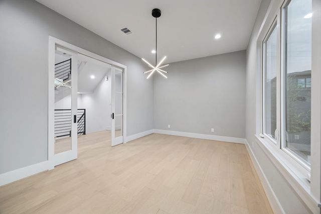 2205 North Boulevard, Houston, TX 77098