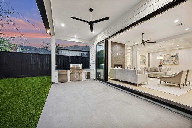 2205 North Boulevard, Houston, TX 77098