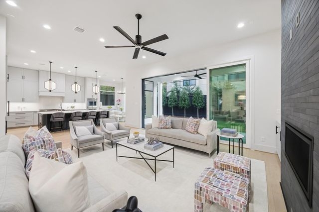 2205 North Boulevard, Houston, TX 77098