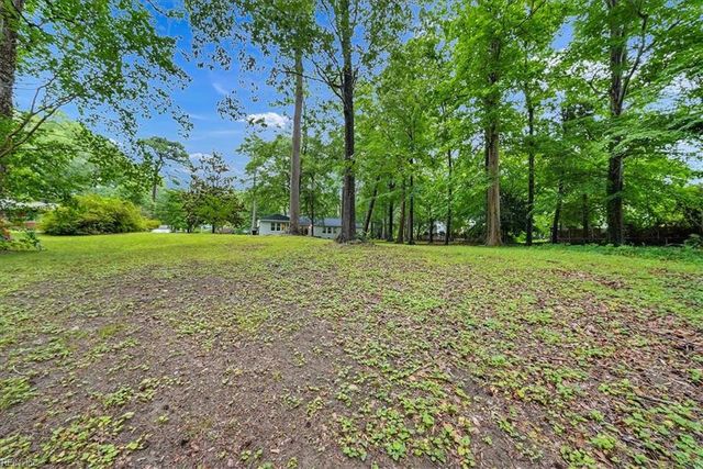 1301 Lakeside RD, Virginia Beach, VA 23455