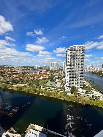 20515 E Country Club Drive 1949, Aventura, FL 33180