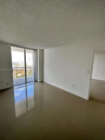 20515 E Country Club Drive 1949, Aventura, FL 33180