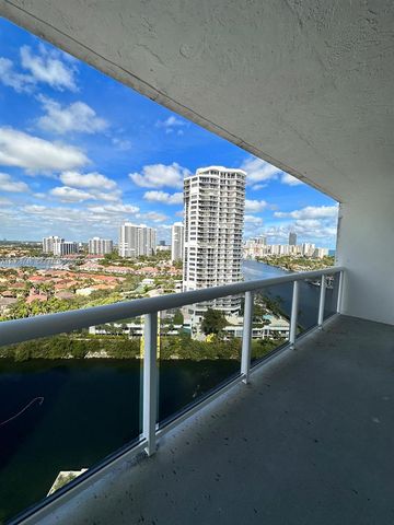 20515 E Country Club Drive 1949, Aventura, FL 33180