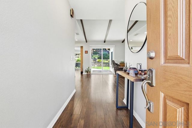 6390 Decanture St, San Diego, CA 92120