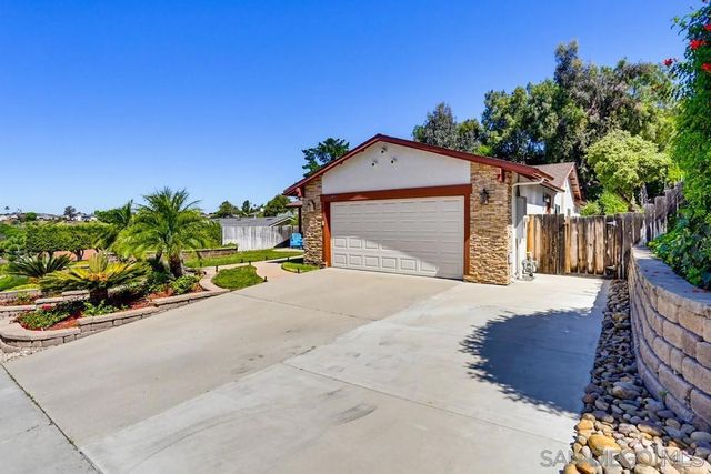 6390 Decanture St, San Diego, CA 92120