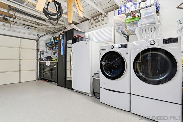 6390 Decanture St, San Diego, CA 92120