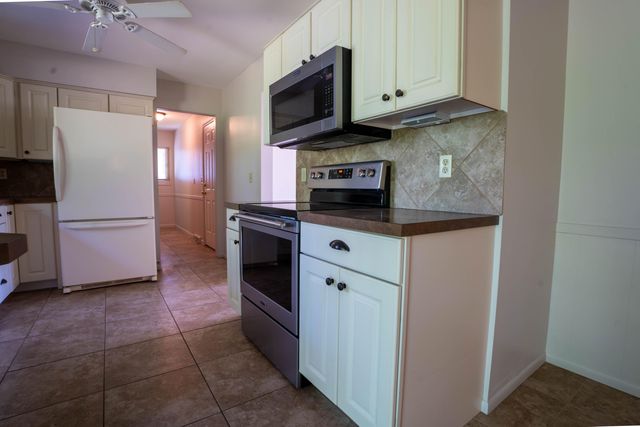3127 Haverhill Court, Roosevelt Park City, MI 49441
