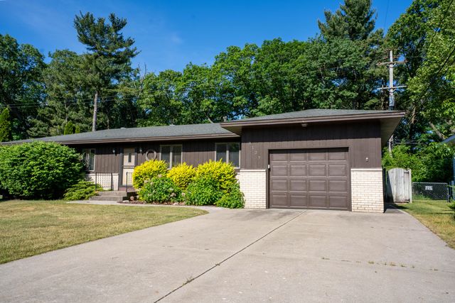 3127 Haverhill Court, Roosevelt Park City, MI 49441