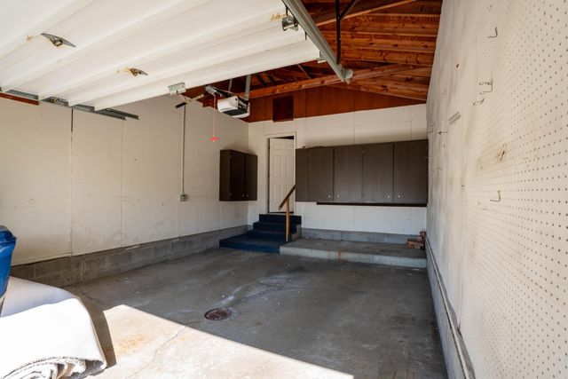 3127 Haverhill Court, Roosevelt Park City, MI 49441